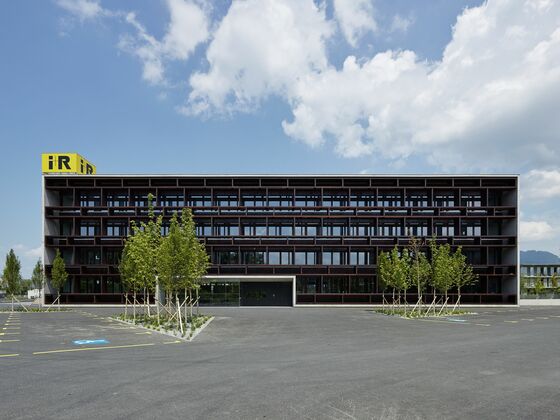 i+R-Gruppe-Zentrale.jpg i+R-Gruppe-Zentrale.jpg